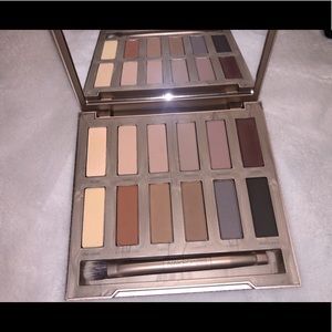 Urban Decay Naked Ultimate Basics Palette